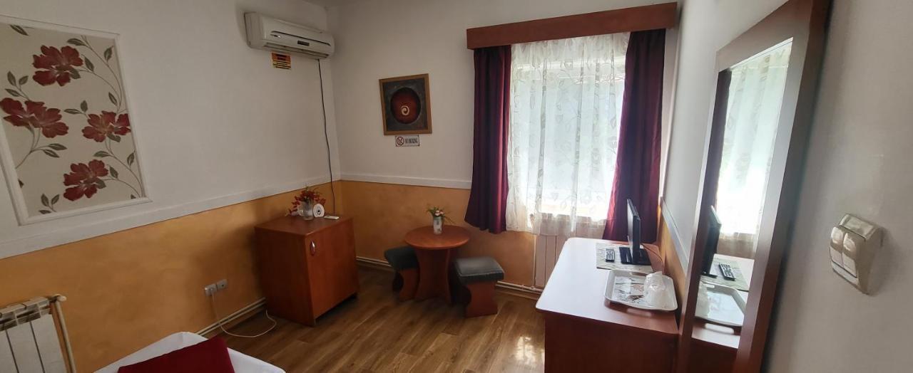Pensiune Restaurant Arconi Năvodari Εξωτερικό φωτογραφία